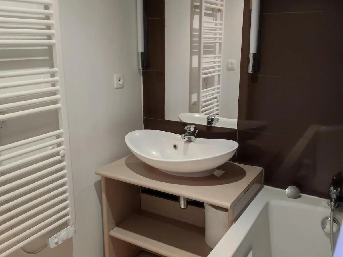 Appartement 6 Pers Avec Piscine Et Sauna A Jausiers - Terrasse Exposee Sud - Proche Barcelonnette - Fr-1-165B-14 Apartment